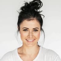 Angela Cruz